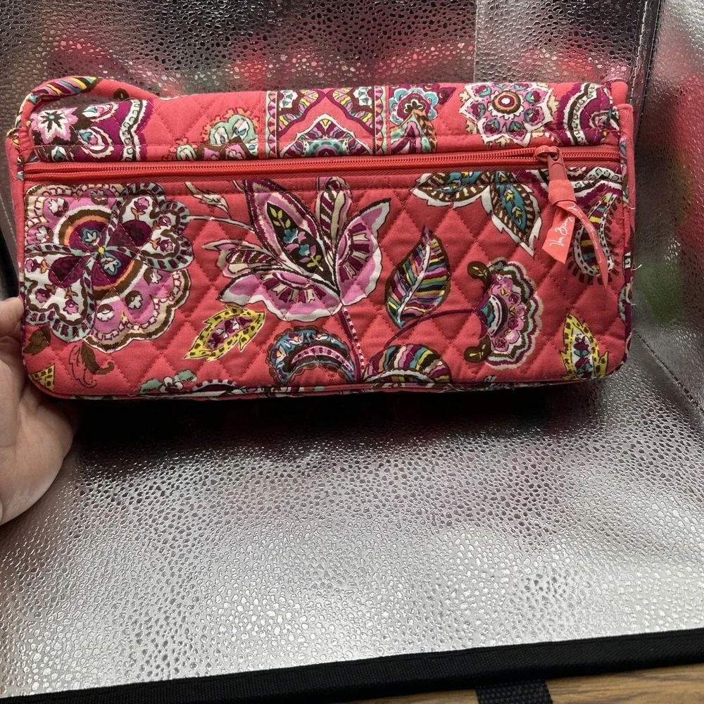 Vera Bradley Clutch Purse Shoulder Bag Knot Just A Clutch, Call Me Coral, NWT